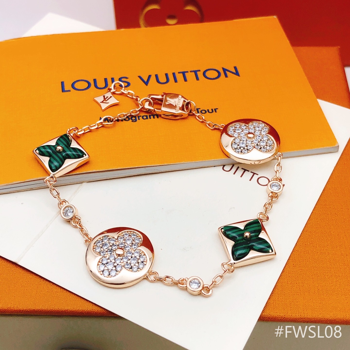 FWSL08 | LOUIS VUITTON Bracelets(P75)