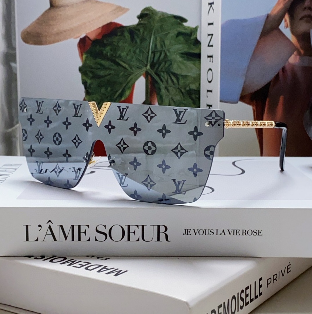 FSG51 |   LOUIS VUITTON SunGlass (903328-P70)